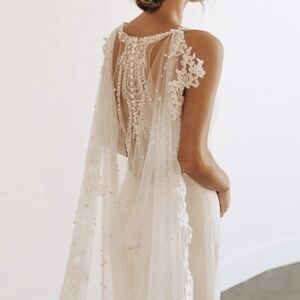 NEW handmade Shoulder Cape Veil wedding Pearl Lace Cathedral long